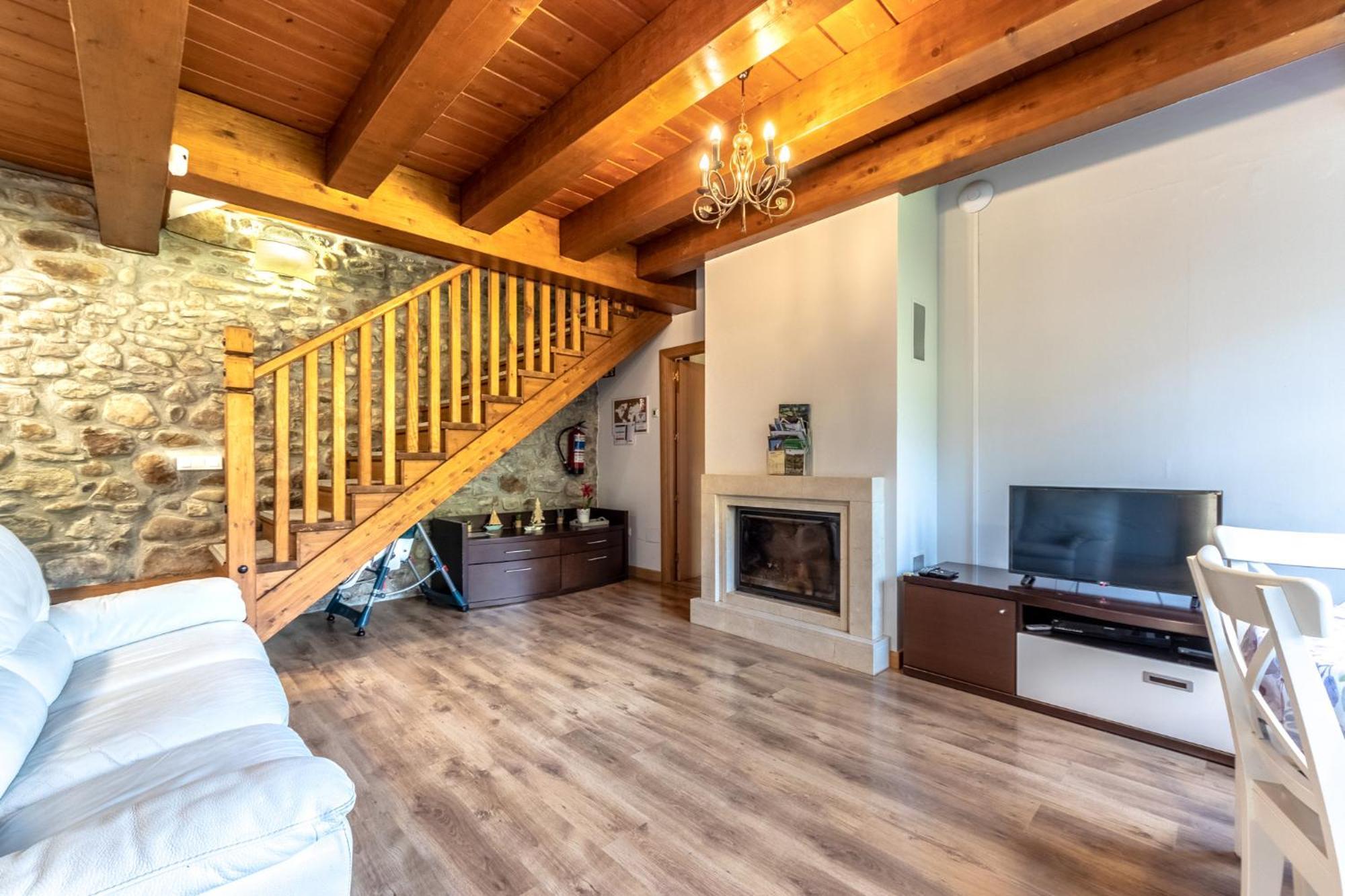 43A Nature With Parking By Aston Rentals Otañes Екстериор снимка